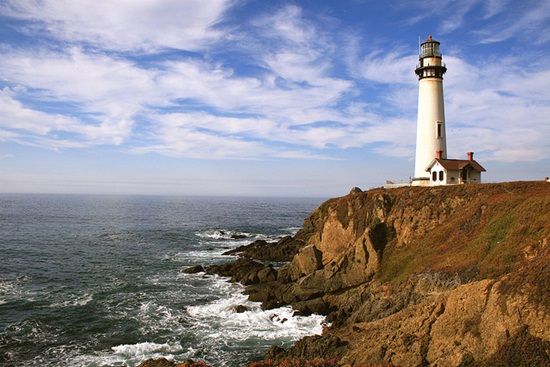 Pigeon Point Lighthouse in California Pigeon Point Lighthouse in California